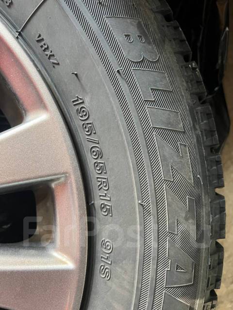 Продам зимнюю резину на дисках 195/65/15 Toyota Bridgestone Blizzak VRX ...