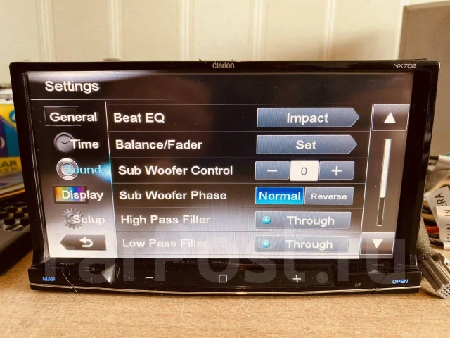 Clarion NX702 ����