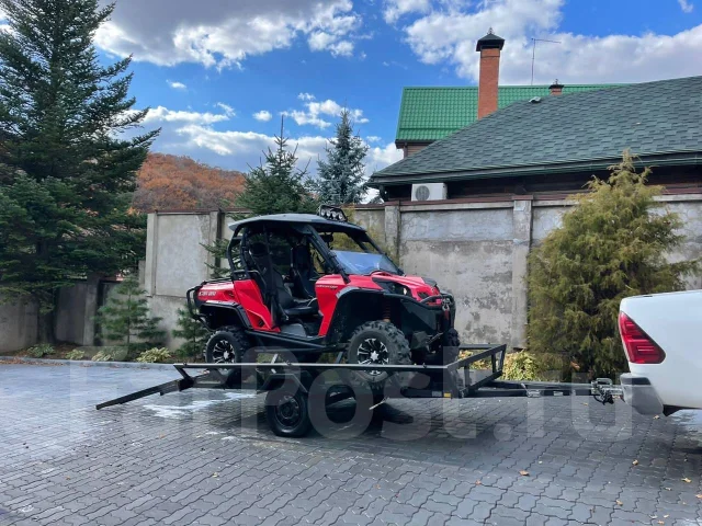 BRP Can-Am Commander 1000 XT. ��������, ��, �� ����
