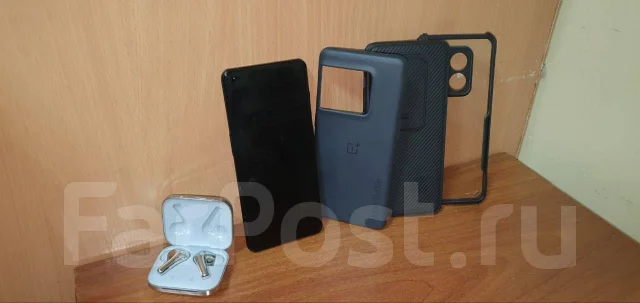 OnePlus 10 Pro 5G. �/�, ������, 3G, 4G LTE, 5G, Dual-SIM, ����������, NFC ����
