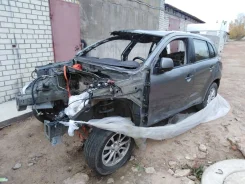 Mitsubishi ASX ����