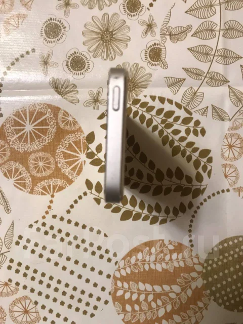 Apple iPhone 5. �/�, �����, 3G, 4G LTE, NFC ����