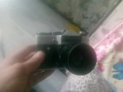 ����� ����