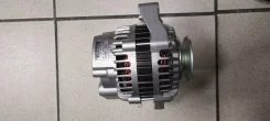 ��������� Kubota 1C011-64013 12v 60a 1C011-64013 ����