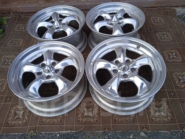 Work Goocars. 8.0x17", 5x114.3, ET40 ����