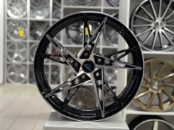 Wheelegend VLF07. 8.0x18", 5x112, ET35, �� 66,6���. ��� ����� �� ������������ ����