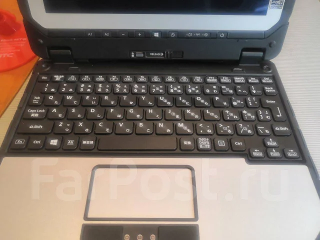 Panasonic Toughbook CF-20. 10.1", 1,1����, ��� 8 ��, ���� 256���, WiFi: 1, Bluetooth: 1 ����