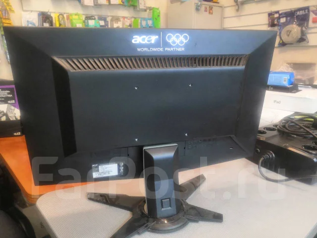 Acer. 20", ���������� �� (LCD, LED, QLED) ����