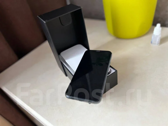 Apple iPhone 11 Pro. �/�, �������, 4G LTE ����