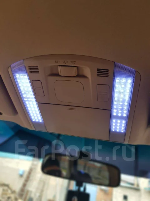 Toyota Alphard. 4wd, ������ ����