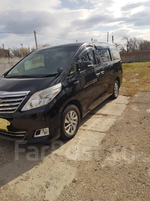 Toyota Alphard. 4wd, ������ ����