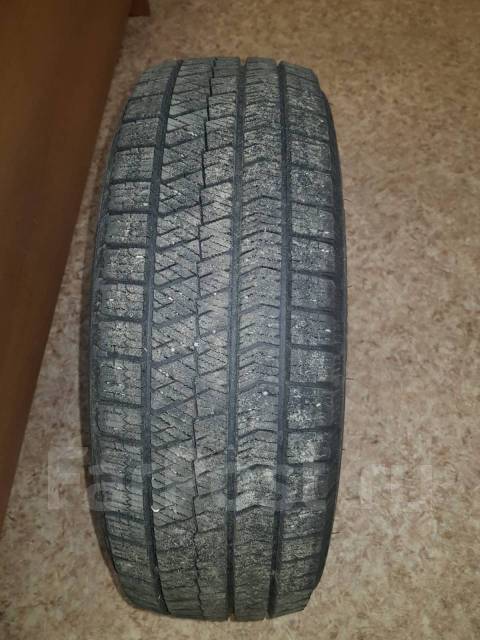 Bridgestone, 195/65 R15 - Шины во Владивостоке