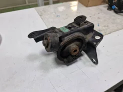 ������� ��������� Toyota ����� 1237228100 ����