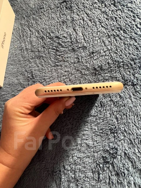 Apple iPhone 7. �/�, �������, 4G LTE ����