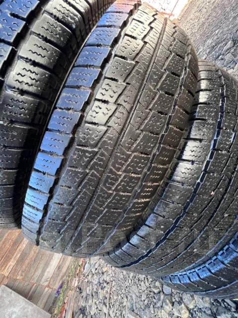 Hankook Winter RW06. ������, ��� �����, �/�, ����� 35 % ����