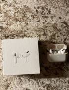 Apple AirPods 