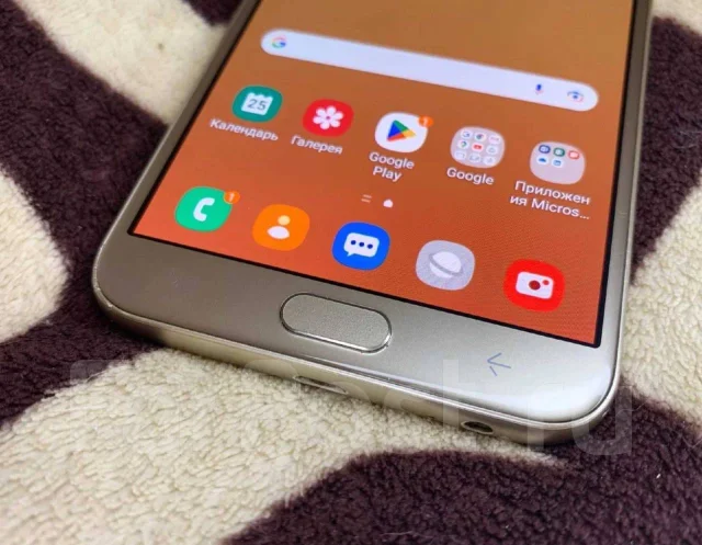 Samsung Galaxy J4. �/� ����