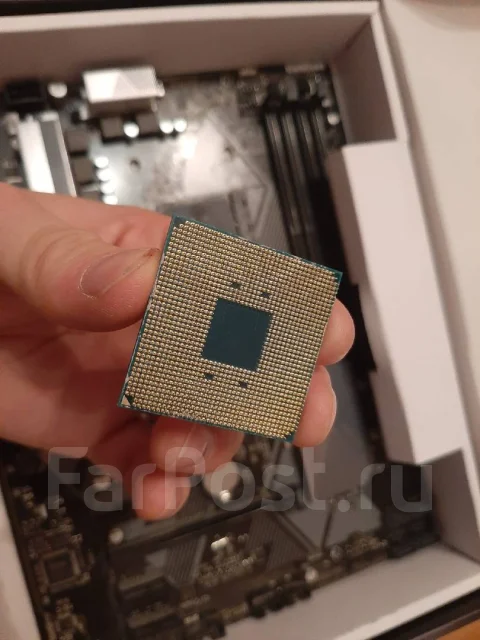AMD Ryzen 5 2400G ����