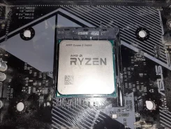 AMD Ryzen 5 2400G ����