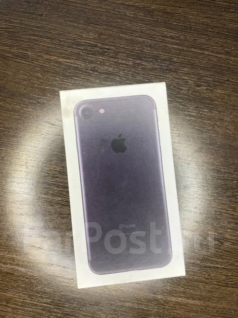Apple iPhone 7. �/�, ������, 3G, 4G LTE, NFC ����