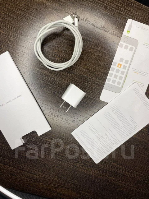 Apple iPhone 7. �/�, ������, 3G, 4G LTE, NFC ����