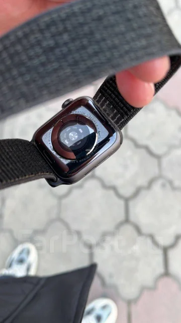 Apple Watch Series 4 Nike+ ����