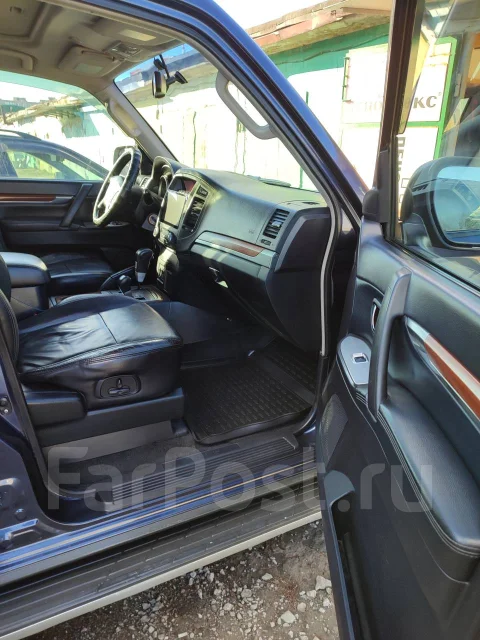 Mitsubishi Pajero. �������, 4wd, 3.8 (250��.�.), ������, 232 500����. �� ����