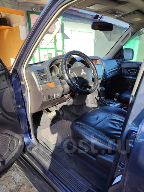 Mitsubishi Pajero. �������, 4wd, 3.8 (250��.�.), ������, 232 500����. �� ����