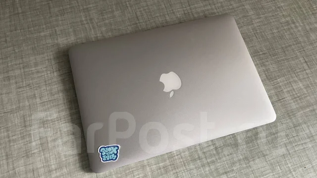 Apple MacBook Air 13 2017 Mid. 13.3", 1,8����, ��� 8 ��, ���� 128���, WiFi: 1, Bluetooth: 1 ����