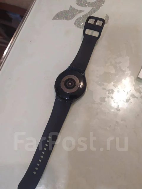 Samsung Galaxy Watch4. GPS, NFC ����