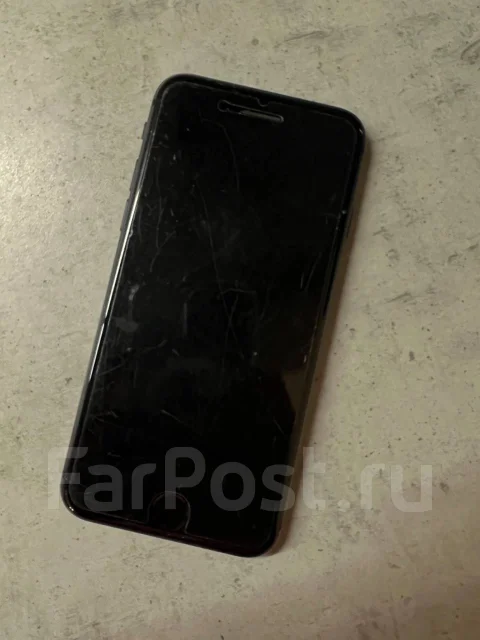 Apple iPhone 8. �/�, ������, 3G, 4G LTE ����