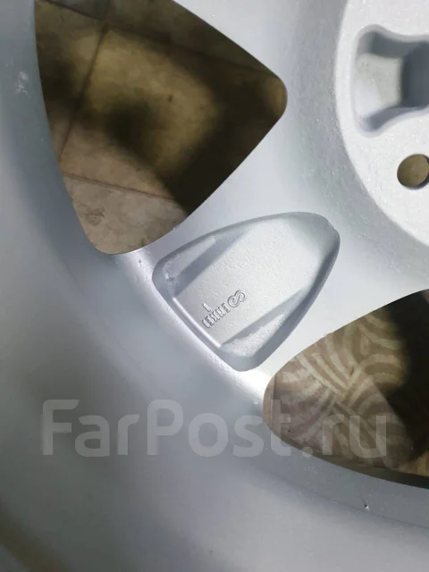 Suzuki. 6.5x17", 5x114.3, ET45, �� 56,1���. ����