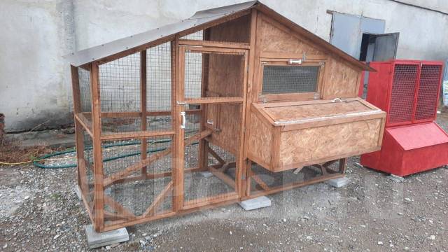 Курятник утеплённый, новый, в наличии. Цена: 43 000₽ в Уссурийске