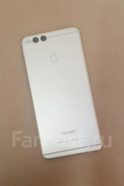 Honor 7X. �/�, 32 ��, �����, �������, 4G LTE, Dual-SIM ����