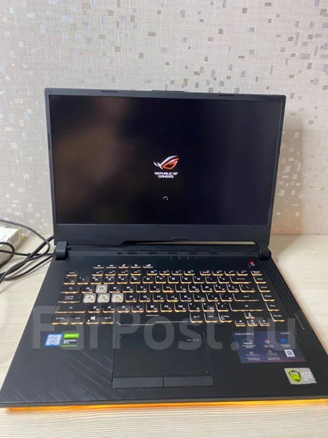 Asus ROG Strix. ���� 512���, WiFi: 1, Bluetooth: 1 ����