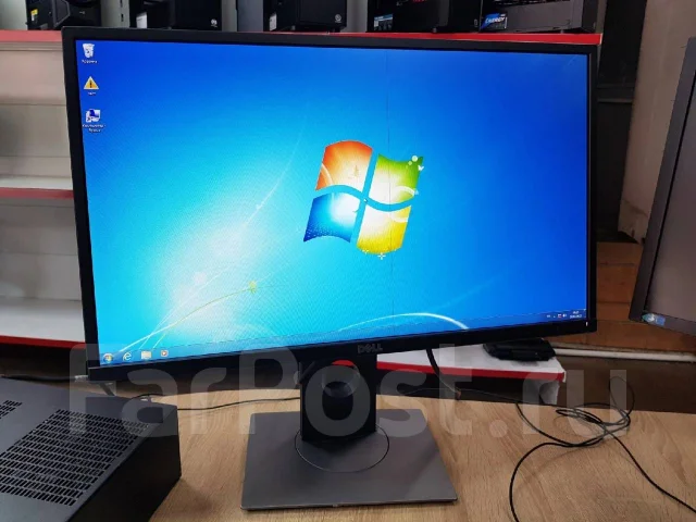 Dell. 24" ����