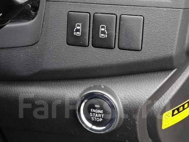 Toyota Isis. ��������, 4wd, 1.8 (130��.�.), ������, 74 000����. ��, �/�. ��� ����� �� ������������ ����
