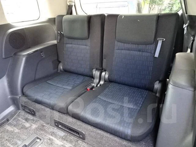 Toyota Isis. ��������, 4wd, 1.8 (130��.�.), ������, 74 000����. ��, �/�. ��� ����� �� ������������ ����