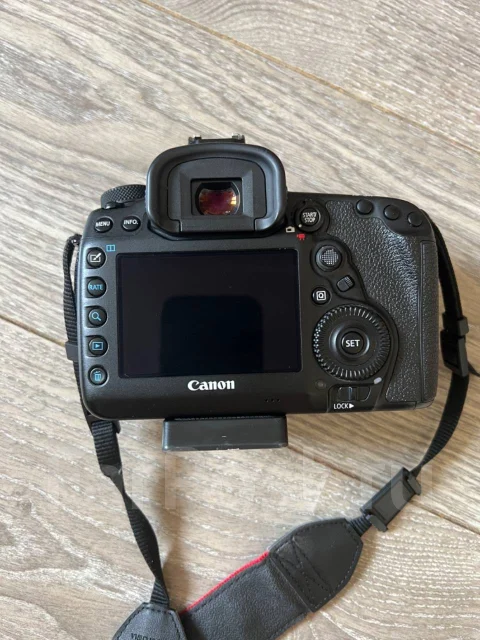 Canon EOS 5D Mark IV. 20 � ����� ��, ���: ��� ���� ����