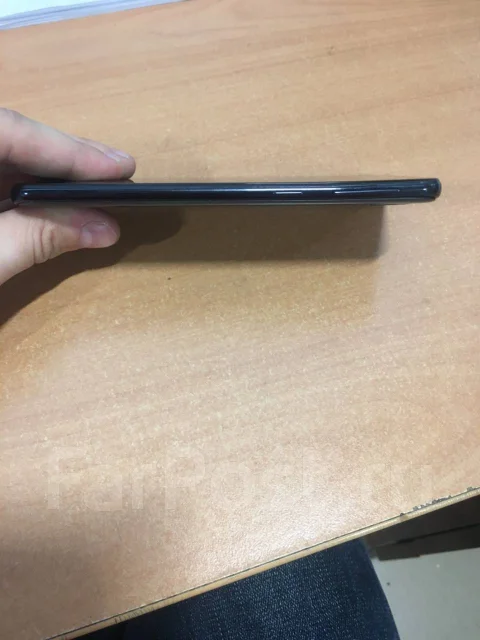 Samsung Galaxy A40. �/�, ������, 4G LTE ����