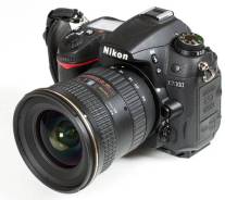 Nikon. ������� ������� 77 �� ����