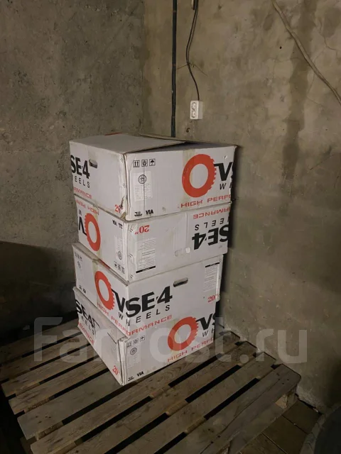 Infiniti. 8.5x20", 5x114.3, ET35, �� 73,1���. ����