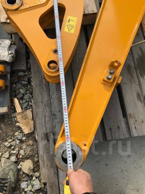 Стрела экскаватора Komatsu,kato,ihi - Спецтехника на запчасти во ...