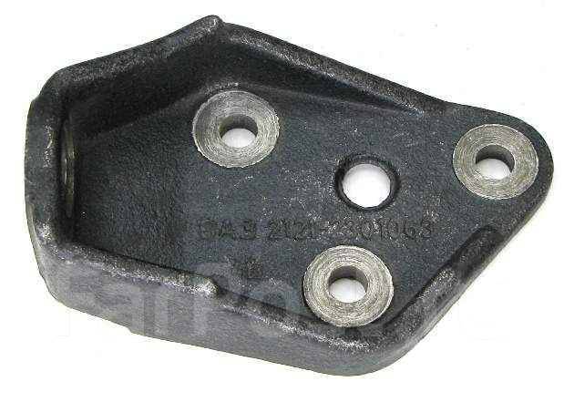 кронштейн крепления редуктора. кронштейн переднего моста 2121 левый. кронштейн крепления редуктора. 4610. кронштейн крепление переднего моста ваз 2121.