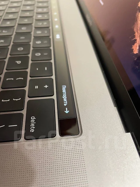 Apple MacBook Pro 15. 15.4", 2,9����, ��� 16 ��, ���� 512���, WiFi: 1, Bluetooth: 1 ����