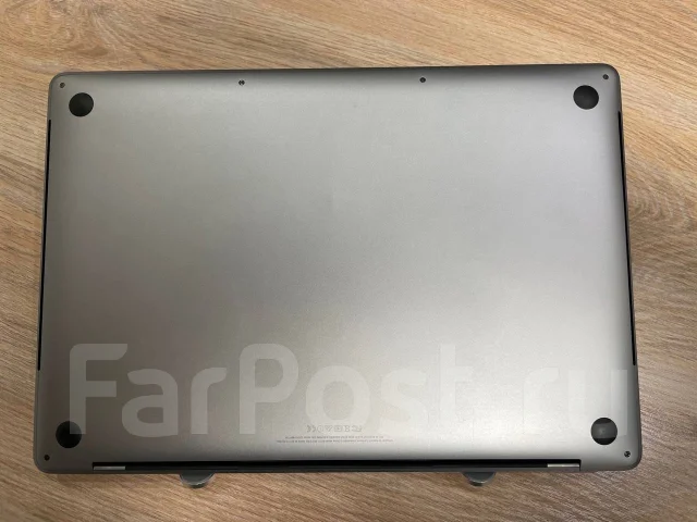 Apple MacBook Pro 15. 15.4", 2,9����, ��� 16 ��, ���� 512���, WiFi: 1, Bluetooth: 1 ����