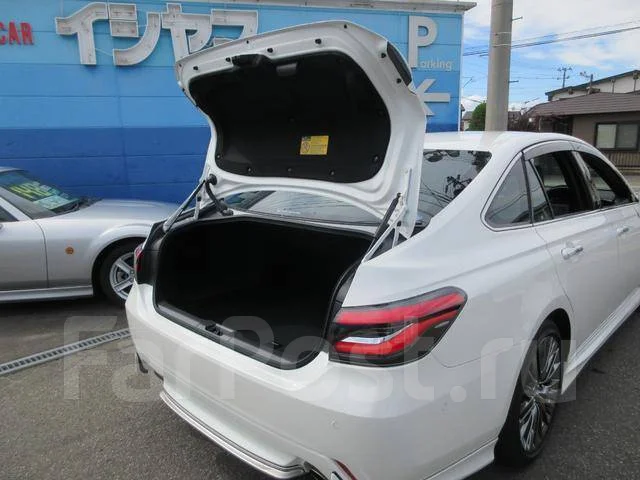 Toyota Crown. ��������, 4wd, 2.5 (178��.�.), ������, 42 000����. ��, �/�. ��� ����� �� ������������ ����