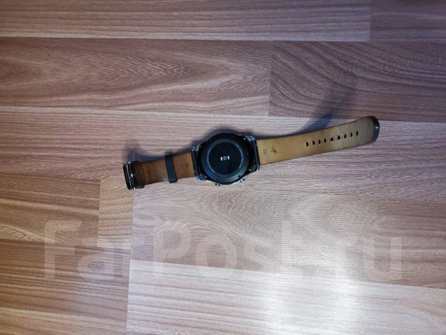 Samsung Gear S3 Classic. GPS, NFC, IP68 ����