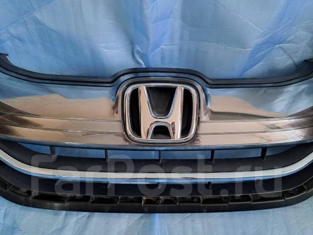 Решетка радиатора Honda Fit GK3, GK4, GK5, GK6, GP5, GP6 купить во ...