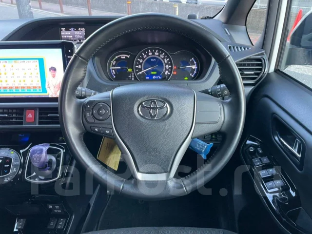 Toyota Noah. ��������, ��������, 1.8 (99��.�.), ������, 12 417����. ��, �/�. ��� ����� �� ������������ ����